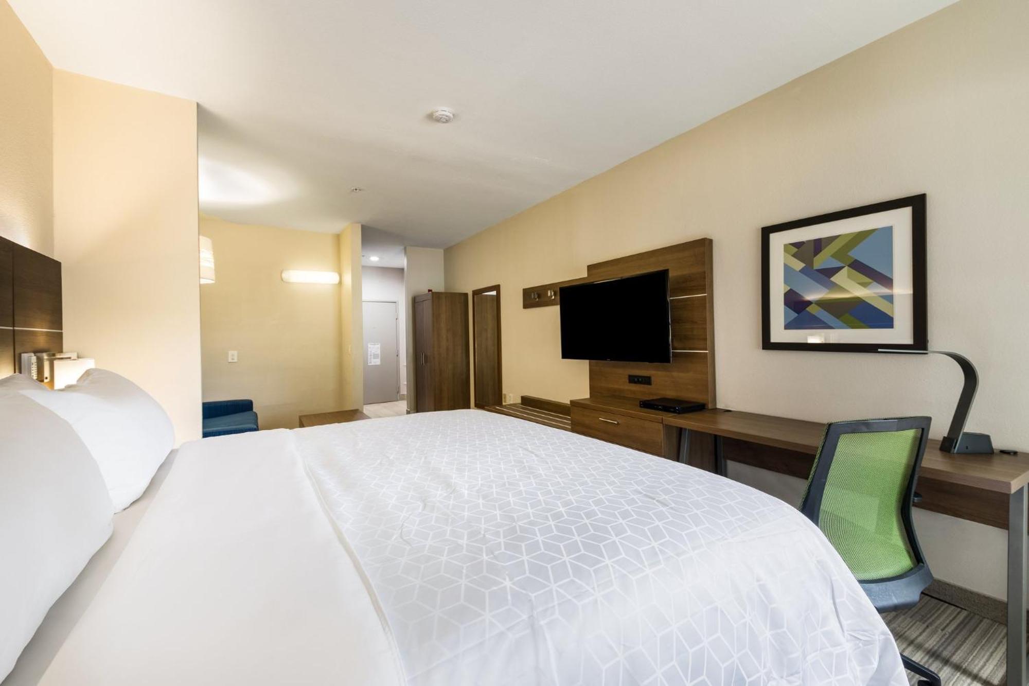 Holiday Inn Express Hotel & Suites Columbus By Ihg Εξωτερικό φωτογραφία