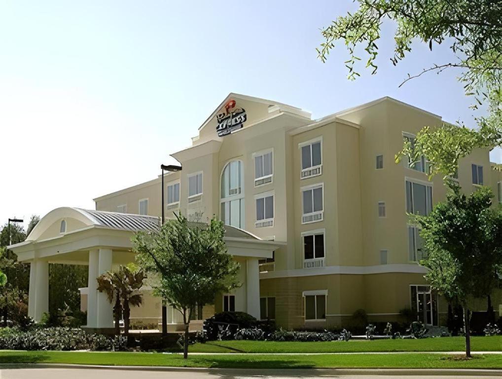 Holiday Inn Express Hotel & Suites Columbus By Ihg Εξωτερικό φωτογραφία